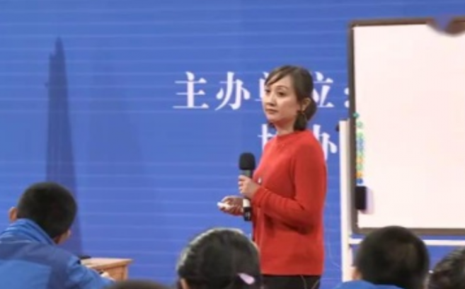 Hansel and Gretel河南+Bus driver and Passengers Save an Old Man湖南，第十二届初中英语课堂教学观摩培训